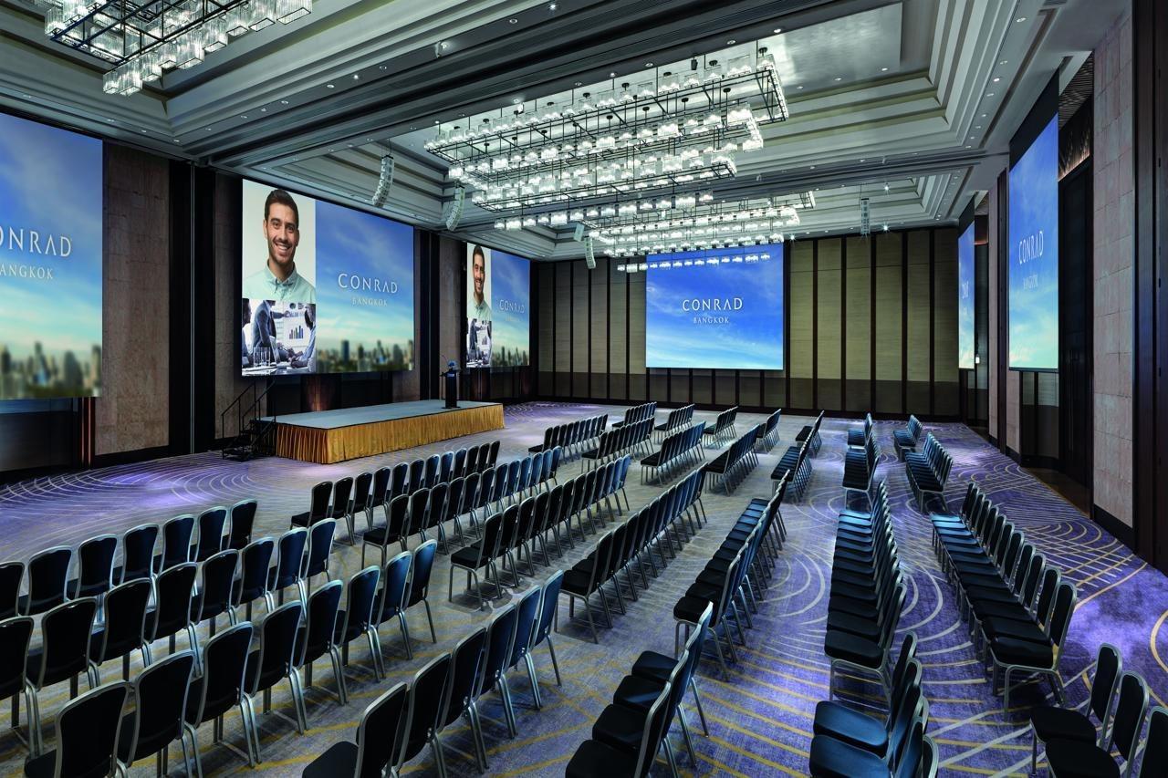 Doubletree By Hilton Bangkok Ploenchit Hotel Екстериор снимка