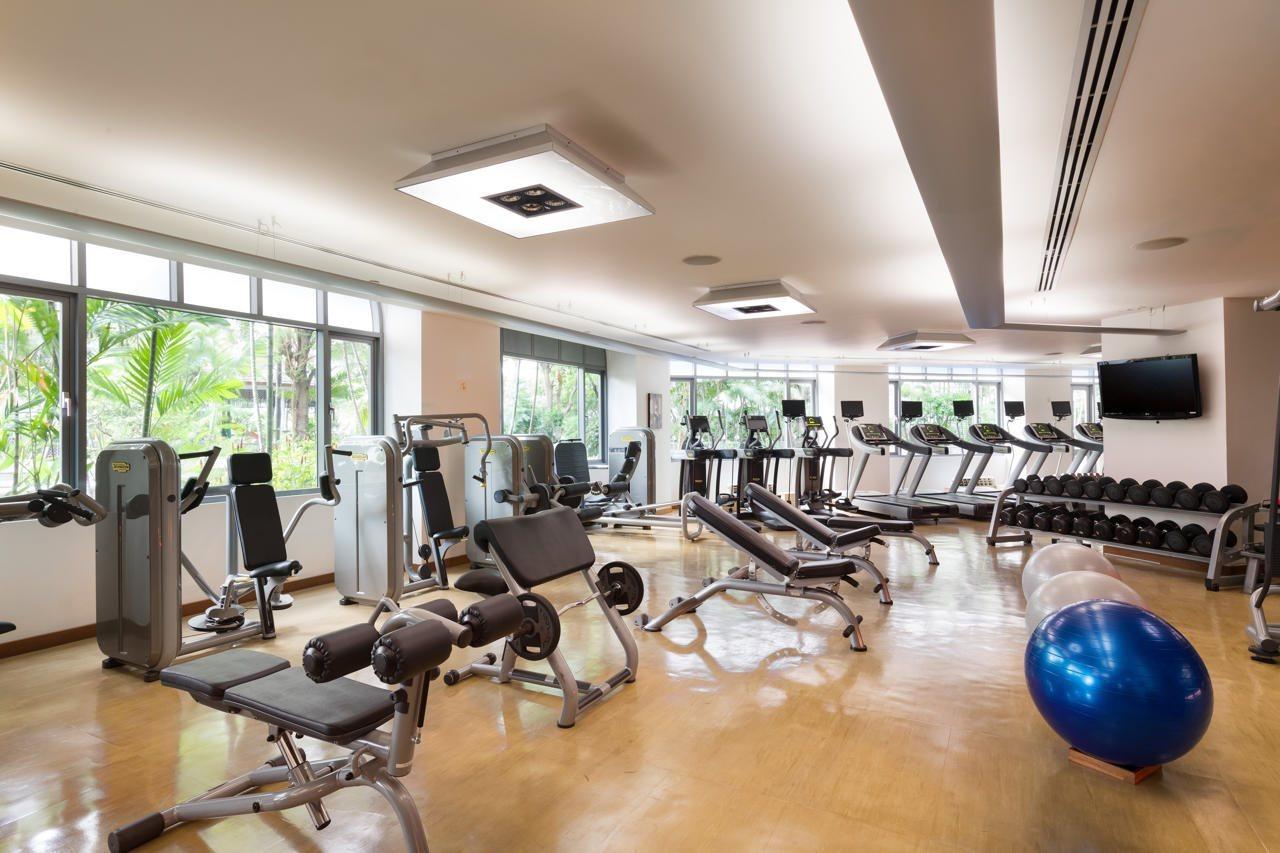 Doubletree By Hilton Bangkok Ploenchit Hotel Екстериор снимка